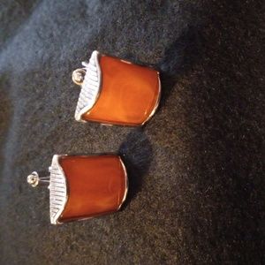 Cufflinks